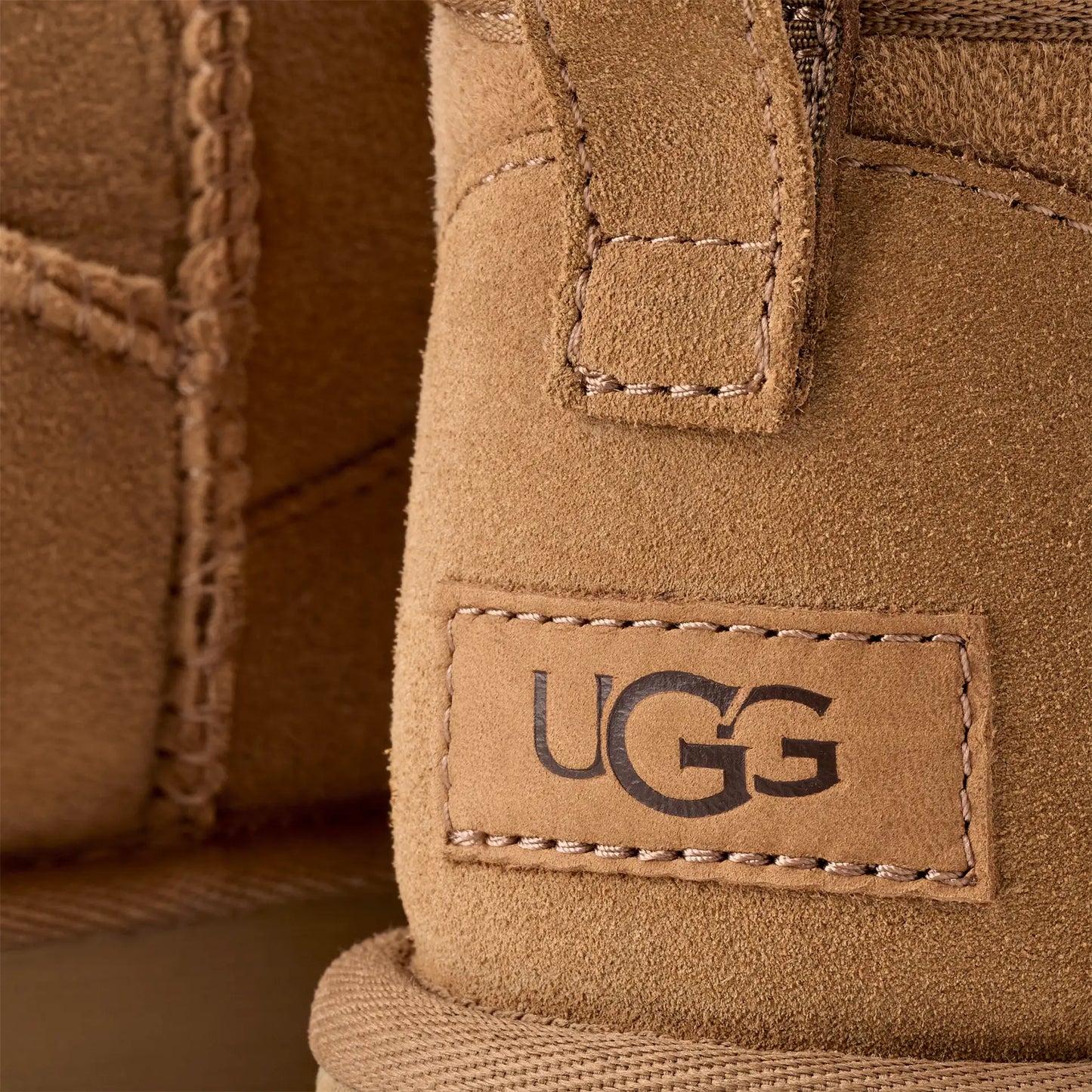 UGG Botte Classic Ultra Mini